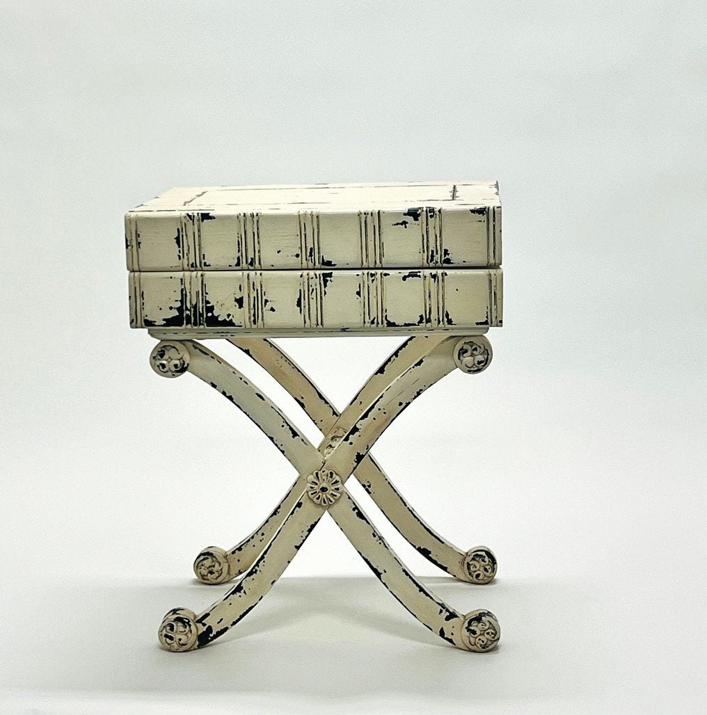 Bookcase style rustic table (Grey or White)