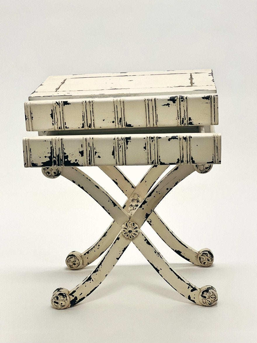 Bookcase style rustic table (Grey or White)