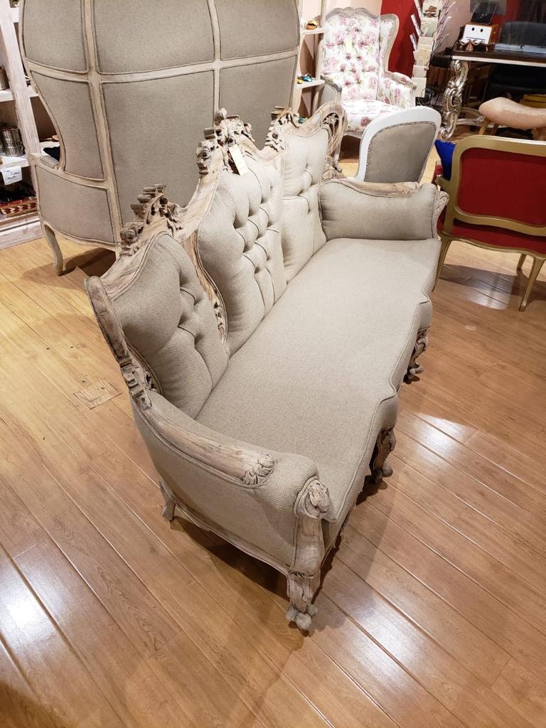 White Cedar Wood Hand-carved Ornate Sofa